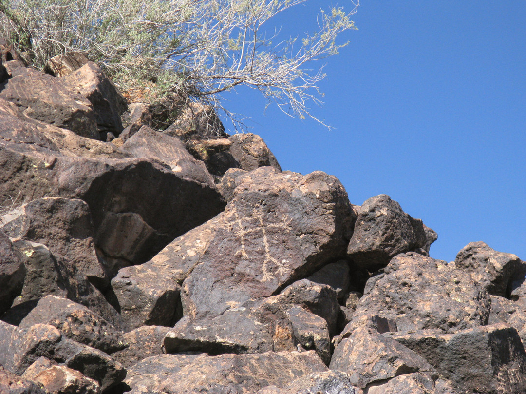 Deer Valley Petroglyph Preserve-格兰岱尔必去景点