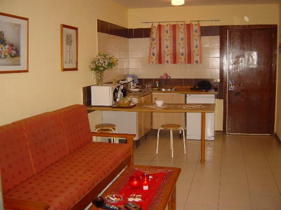 Jacaranda Apartments主图