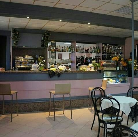 Matzaccara餐馆和美食-Pink Bar