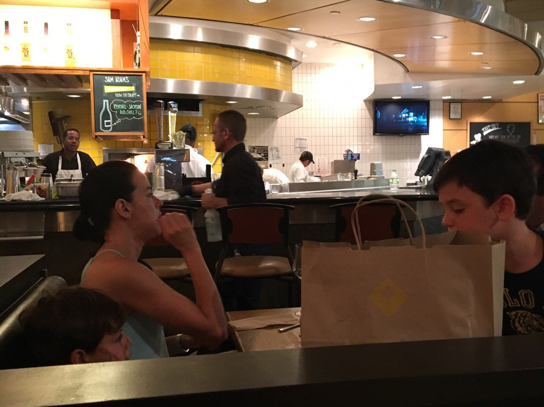 California Pizza Kitchen at Walt Whitman
