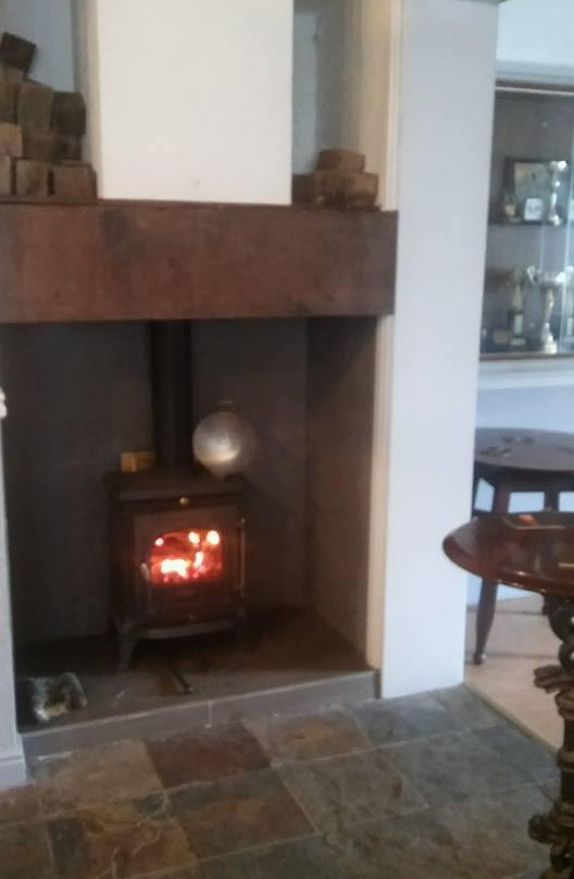 Endon餐馆和美食-The Holly Bush Inn