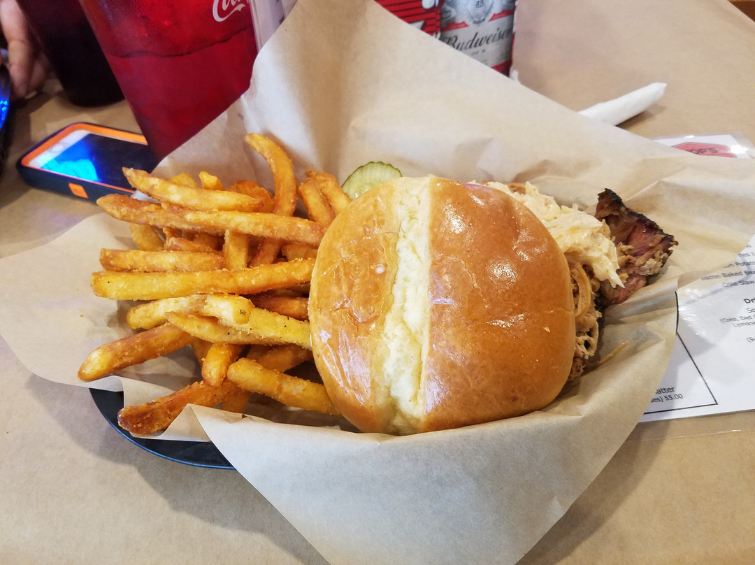 Smithville餐馆和美食-Chop's BBQ & Catering