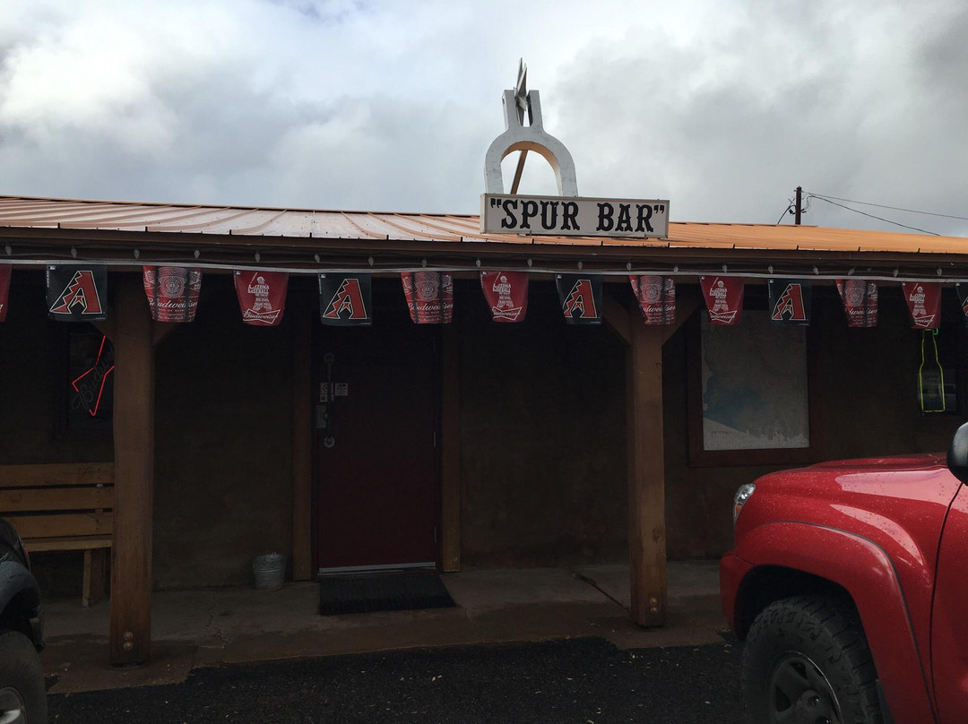 Young餐馆和美食-Spur Bar