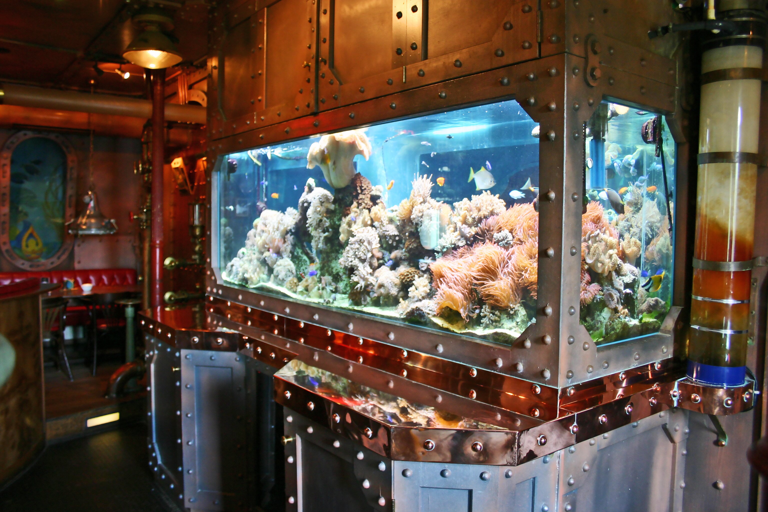 Nautilus Hotel & Restaurant-官方