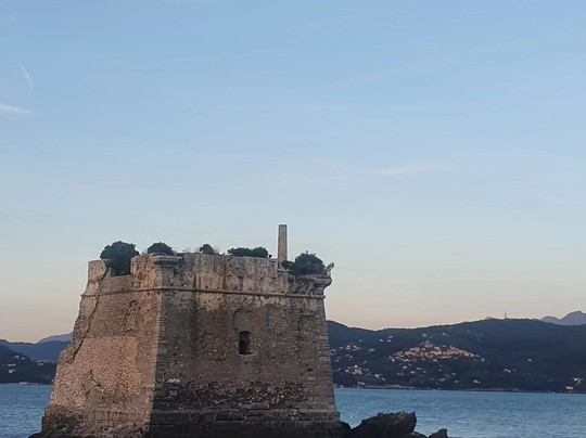 Consorzio Marittimo Turistico Cinque Terre Golfo dei Poeti-拉斯佩齐亚必去景点