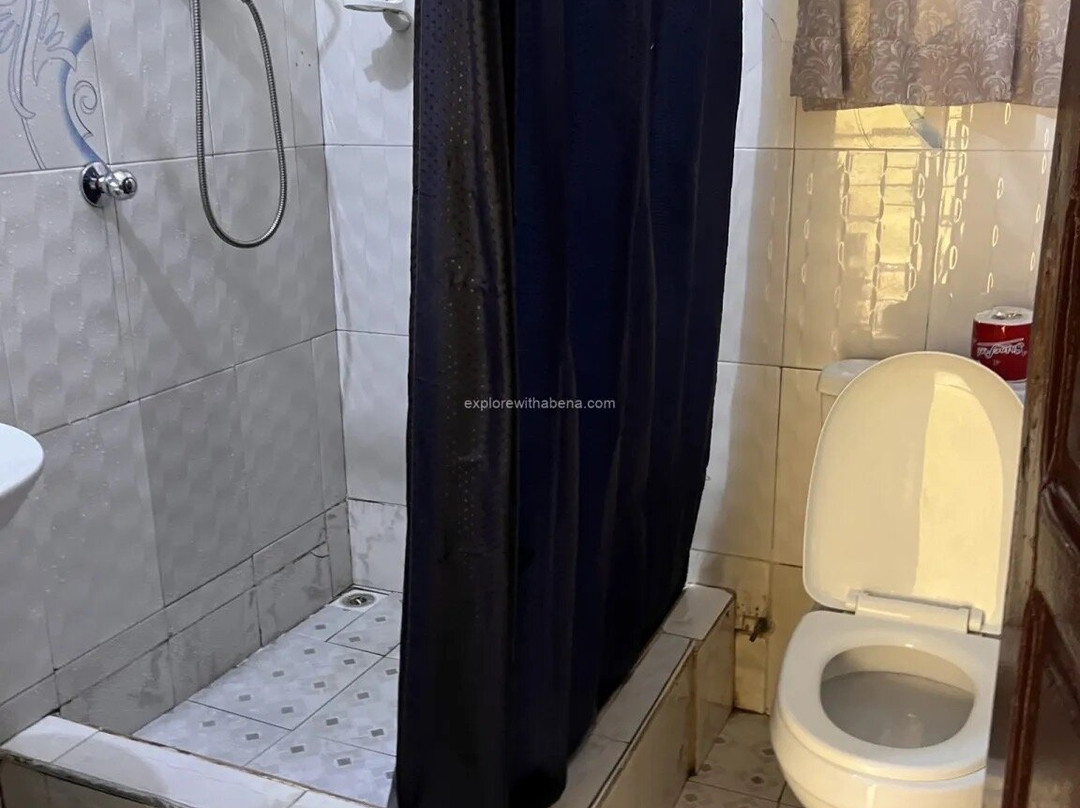 Adi Lake Resort主图