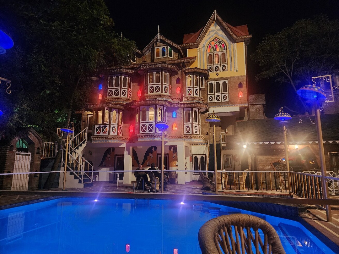 The Chateau Garli主图