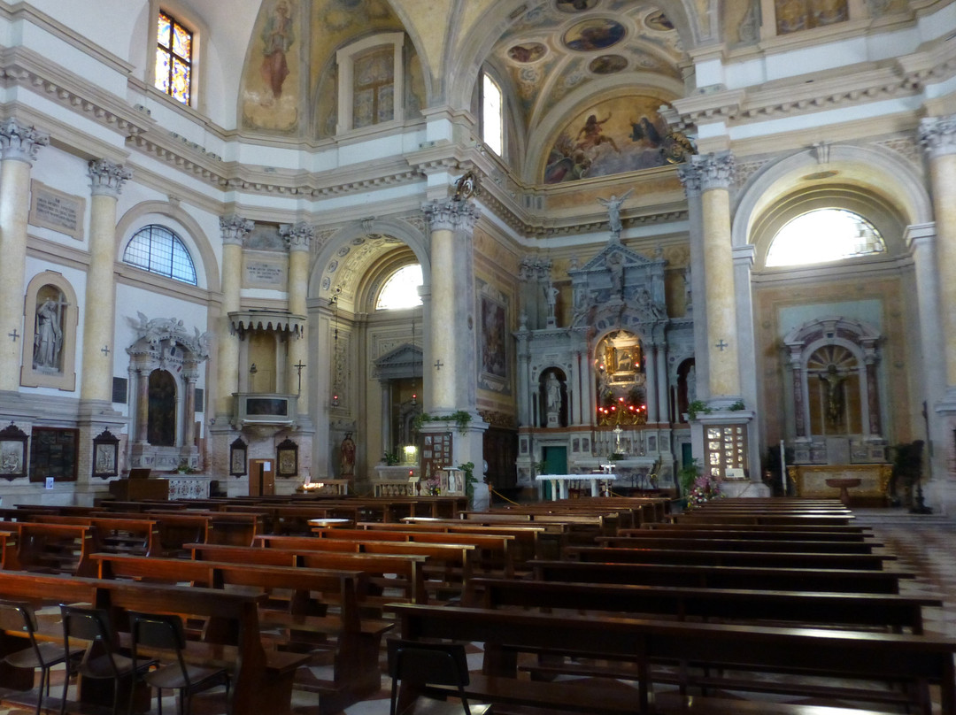 Chiesa di San Giacomo-基奥贾必去景点