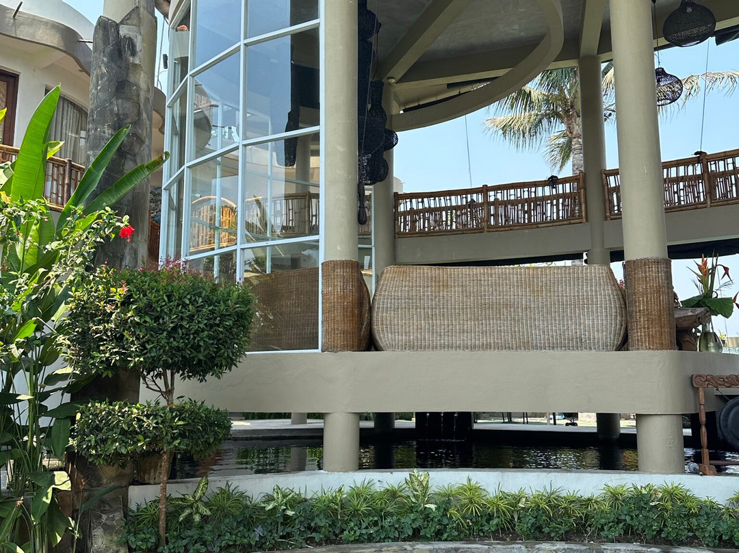 漂流叶豪华生态度假酒店主图