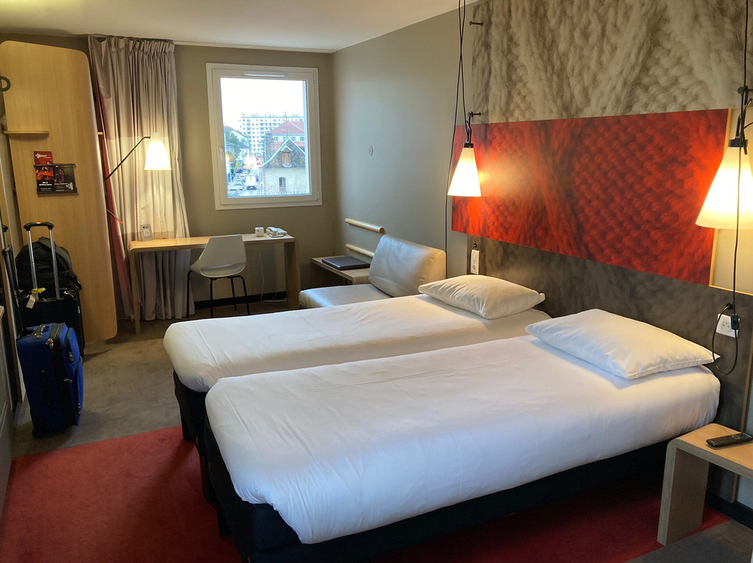 宜必思特鲁瓦中心酒店主图