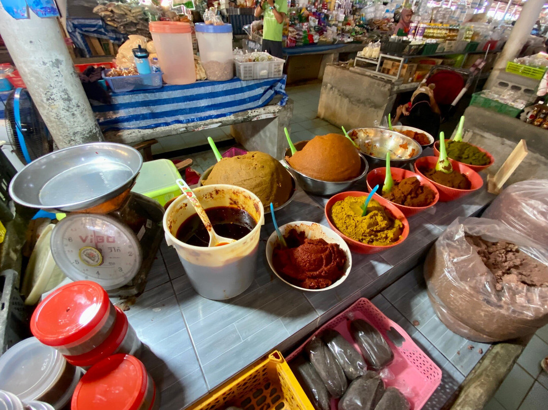 Takuapa Flea Market景点图片