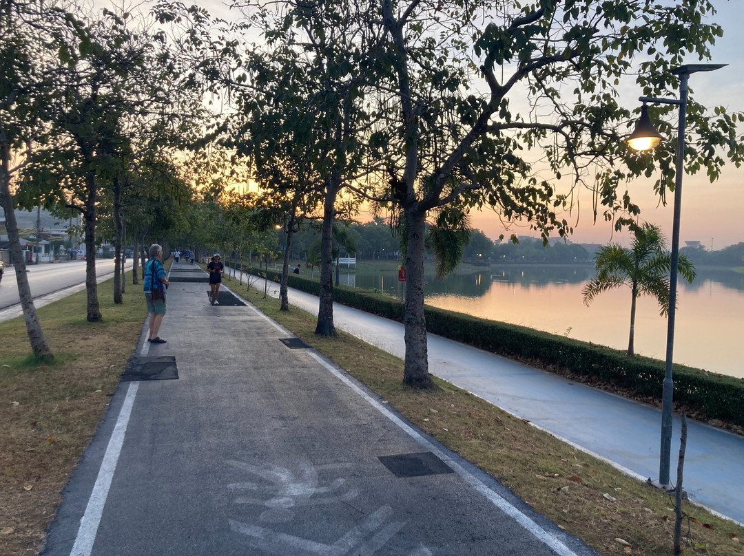 The Lake Udon主图