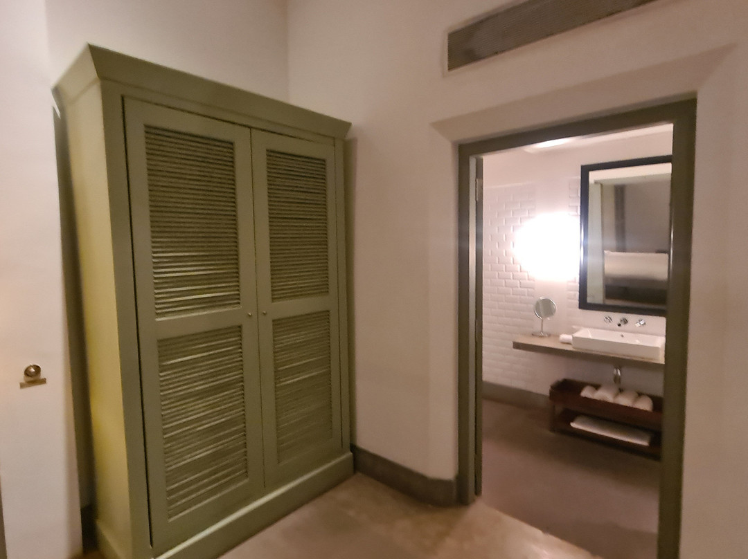 巴扎堡酒店主图