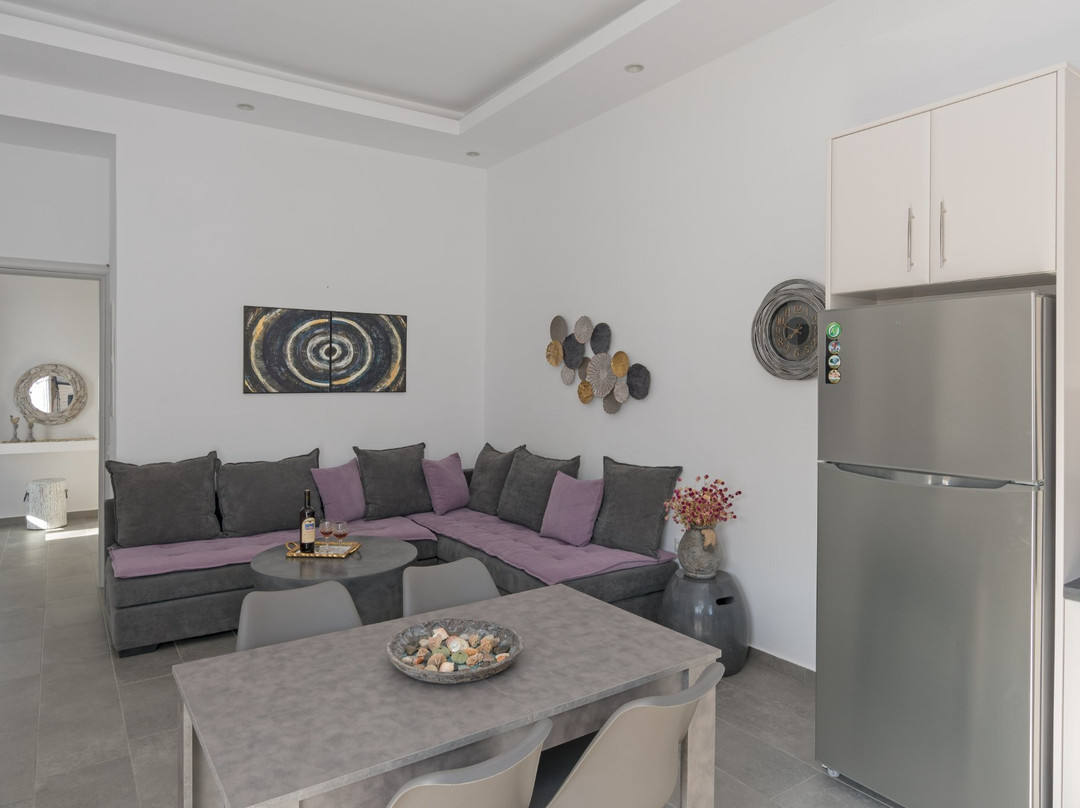 Provenzo Luxury Apartments And Suites