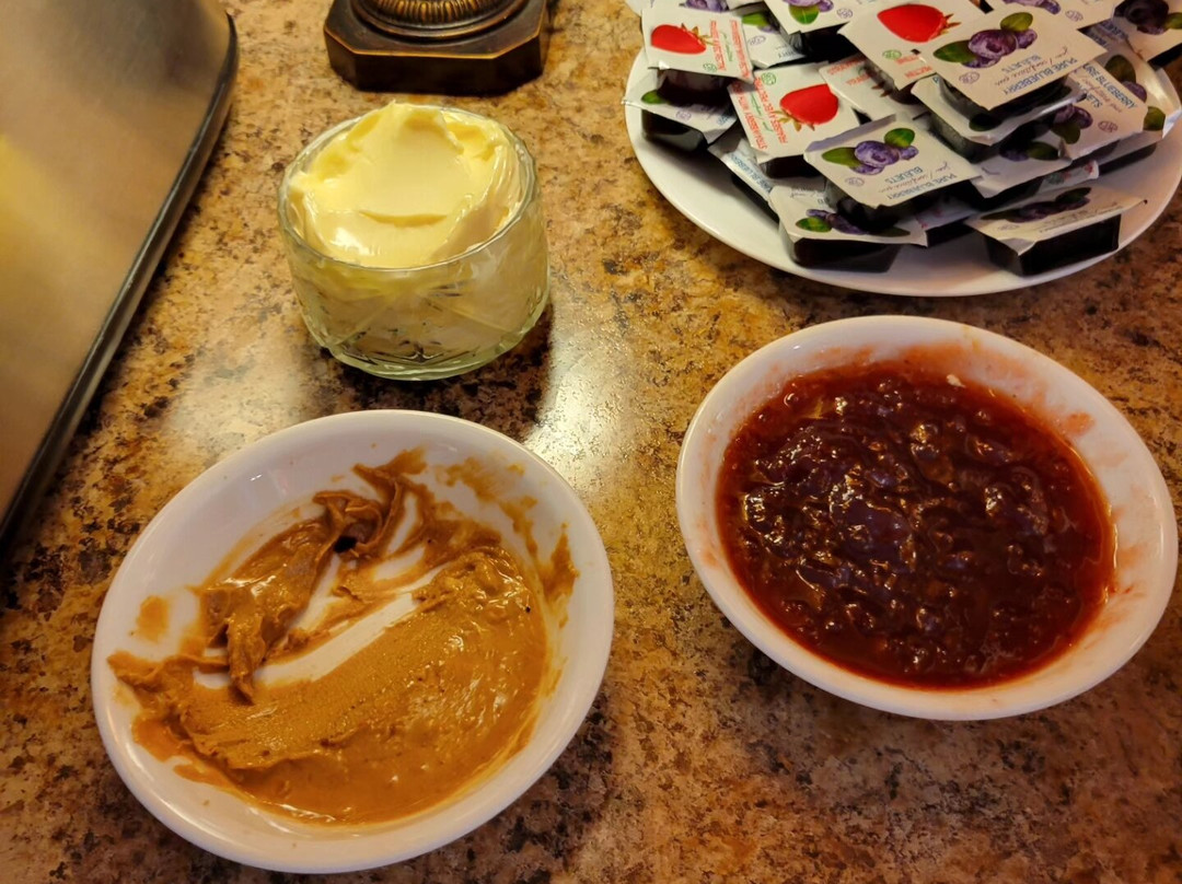 Lakelawn B&B Motel主图