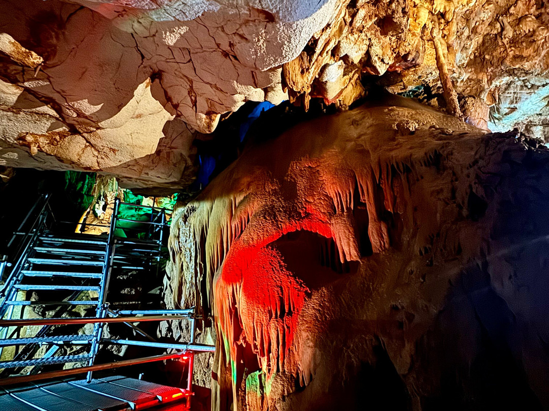 Venetsa Cave-Belogradchik必去景点