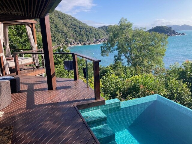 班达拉岛度假屋主图