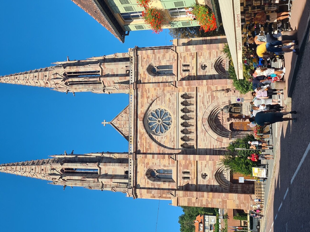 Église Saints Pierre et Paul景点图片