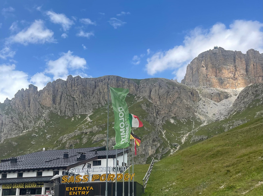 Funivia Pass Pordoi景点图片