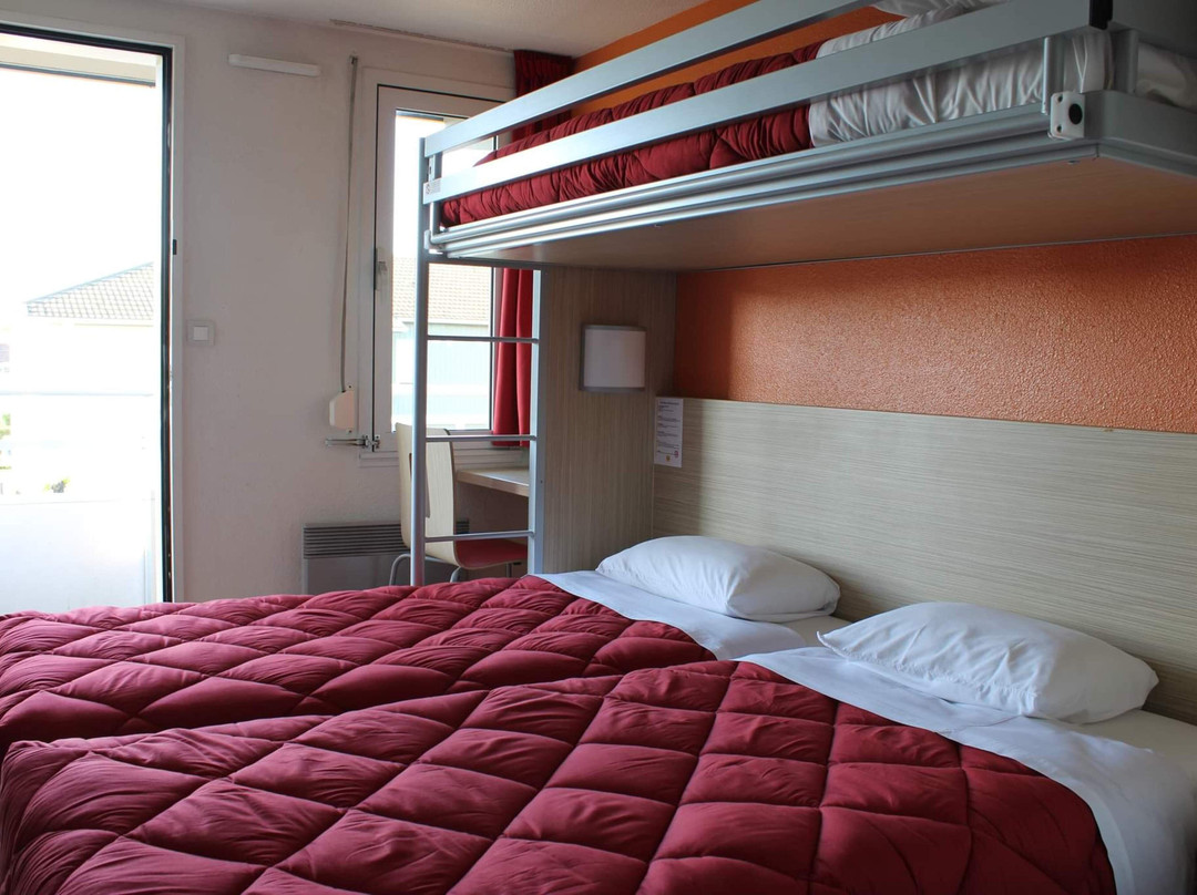 Hôtel Première Classe Clermont Ferrand Aubière主图