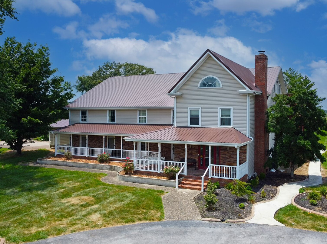 Four Seasons Country Inn主图