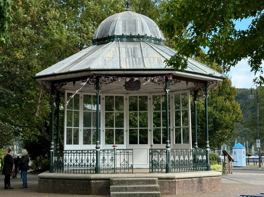 Royal Avenue Gardens-达特茅斯必去景点