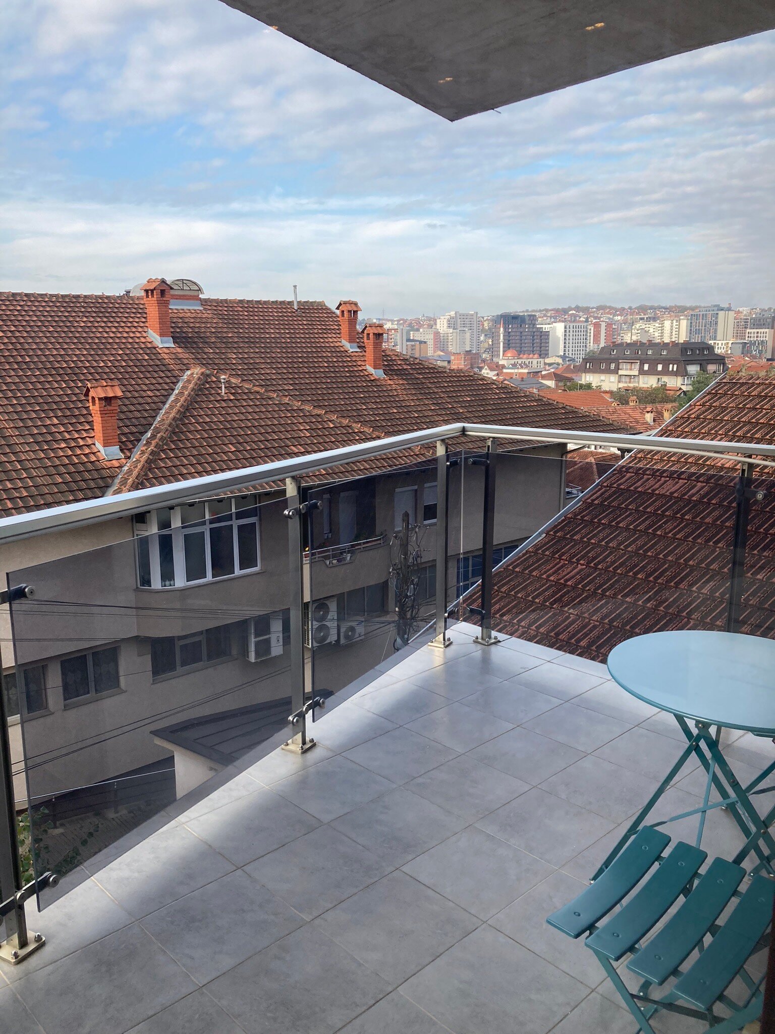 Bentley Apartments-官方