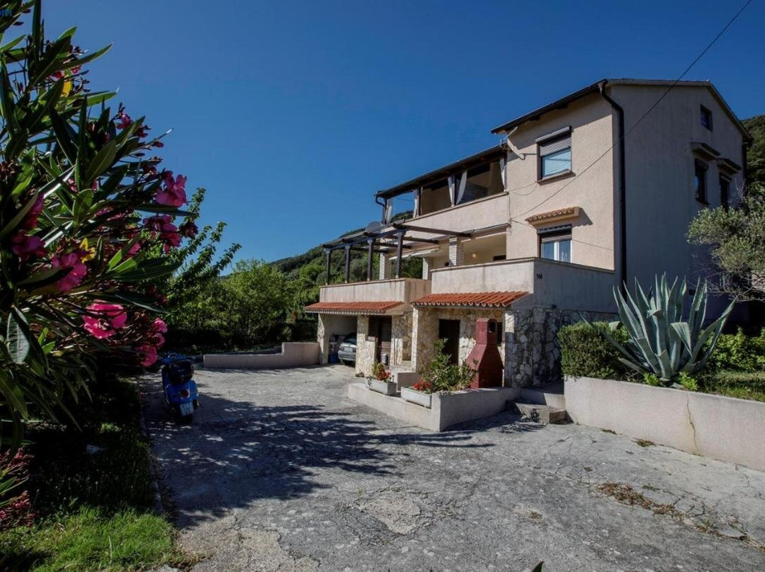 Apartments Vesna 2844