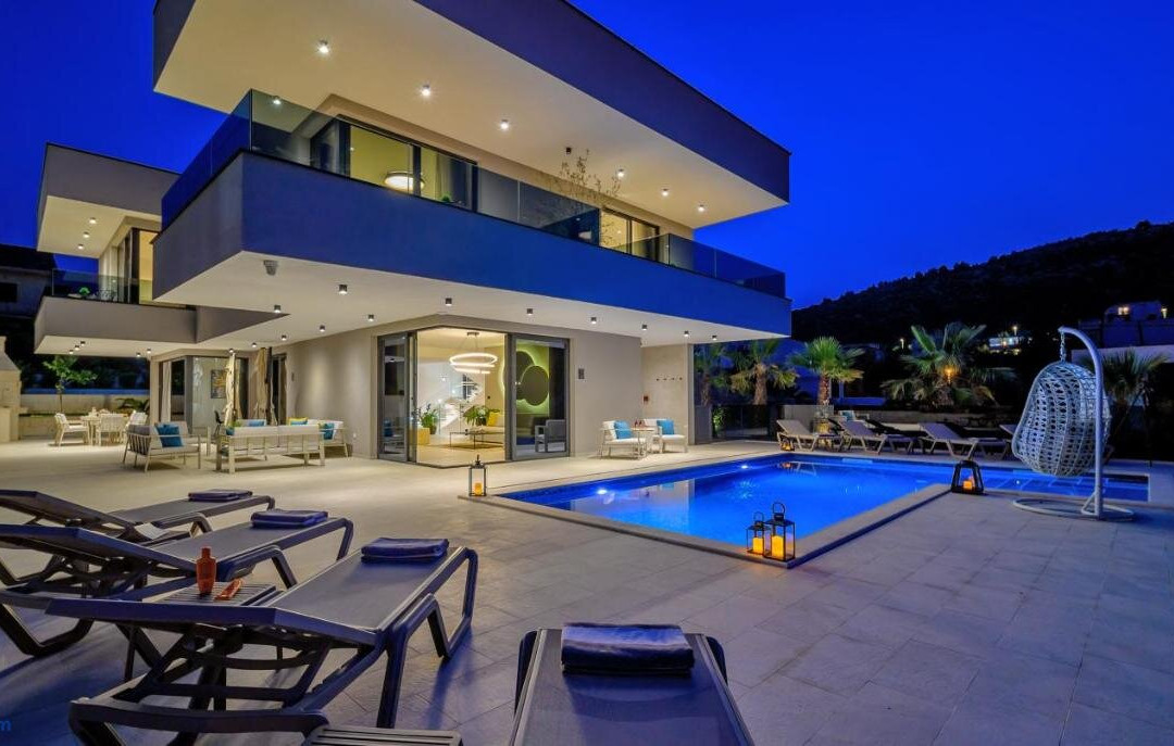 Villa Lucy Lemon Cfh