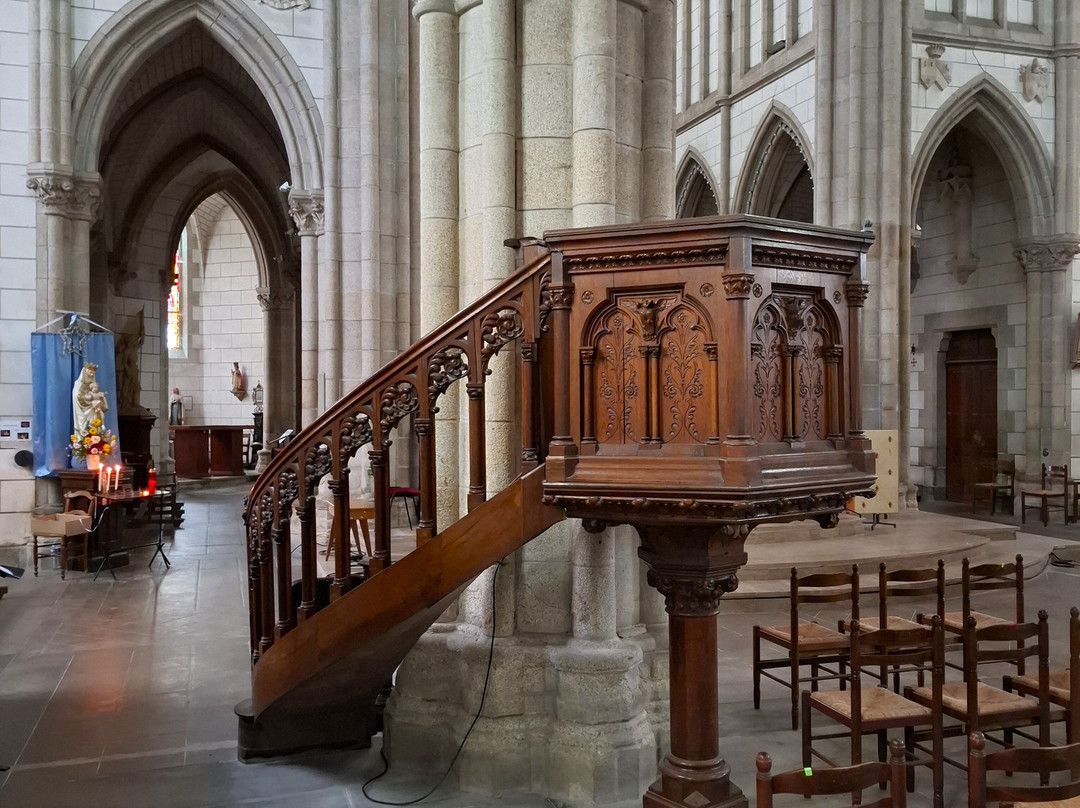 Église du Sacré-Coeur-Pont-Scorff必去景点
