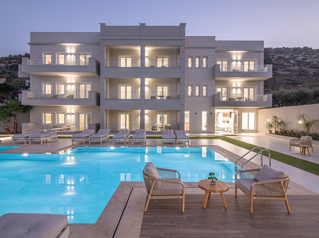 Filia Luxury Suites