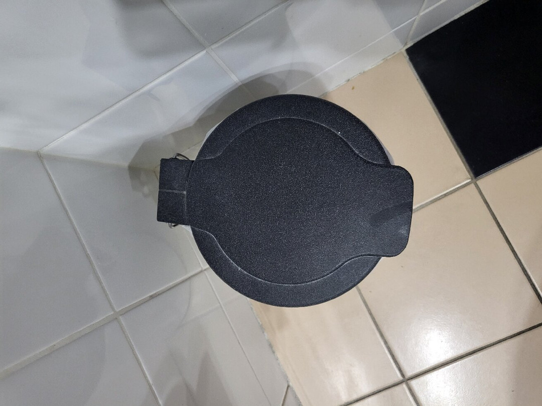 恩瑞斯海滨盛橡套房酒店主图