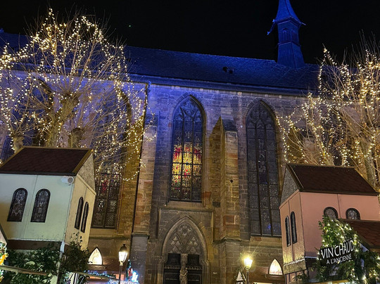 艾琳别墅酒店主图