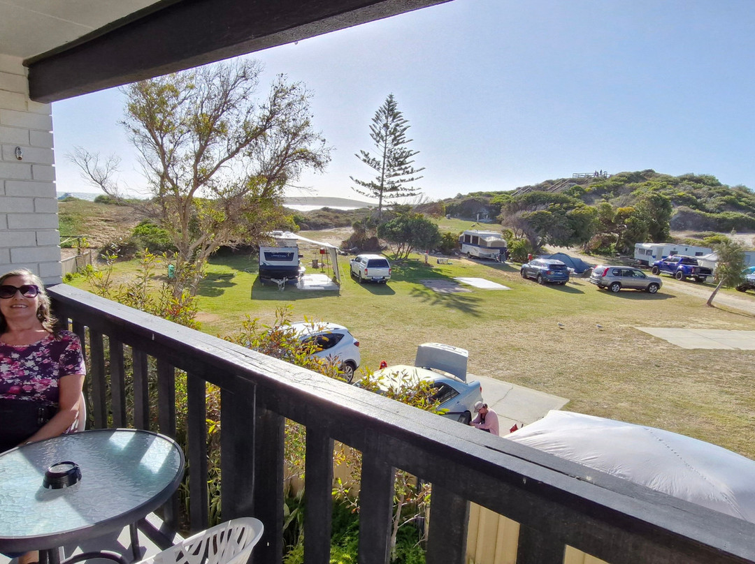 Lancelin Beach Hotel主图