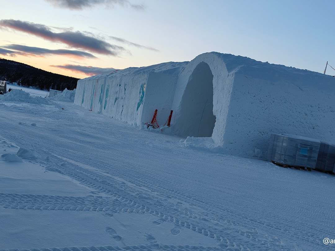Ice Sculpting Lesson at The Ice Hotel-Jukkasjarvi必去景点