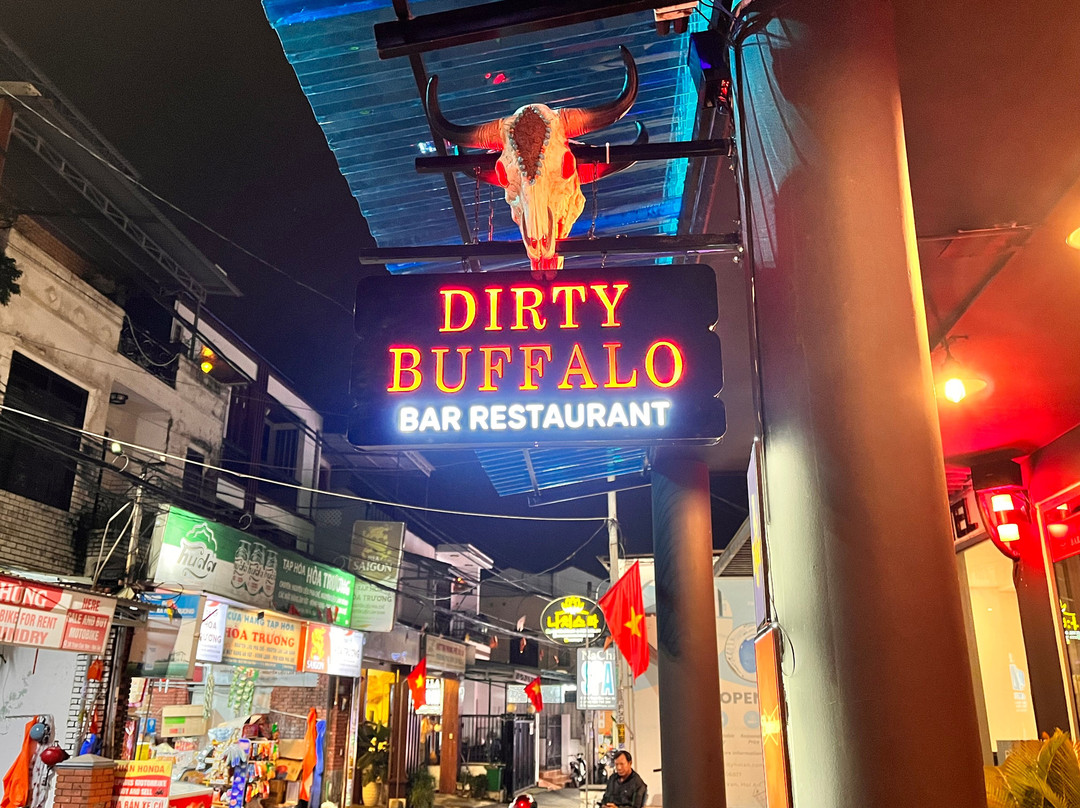 Dirty Buffalo Bar Restaurant