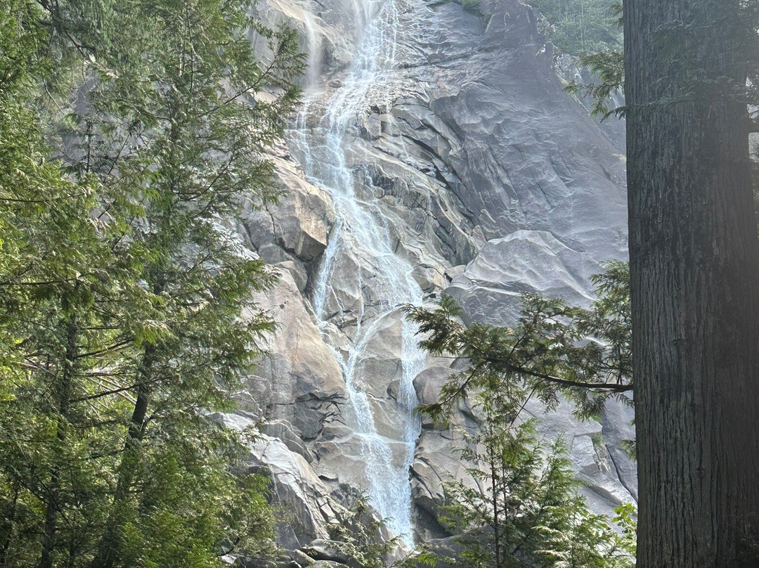 Shannon Falls Provincial Park景点图片