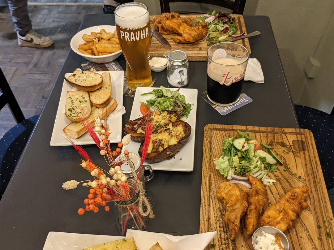 The Rose and Crown Inn主图