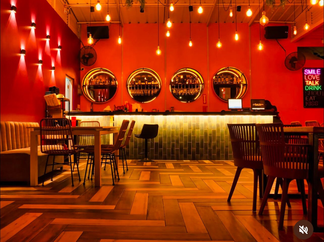 Meat Town Restaurant And Deck