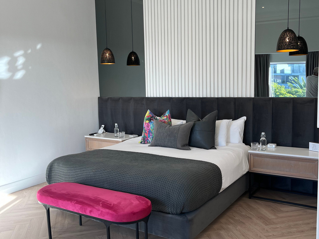 The Clarendon Fresnaye主图