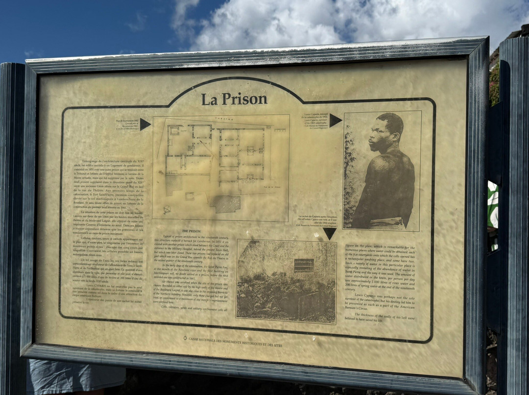 Theatre of Saint-Pierre-Arrondissement of Saint-Pierre必去景点