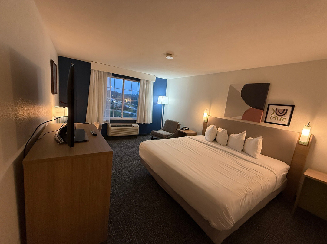 Spark by Hilton Washington Meadowlands Blvd主图