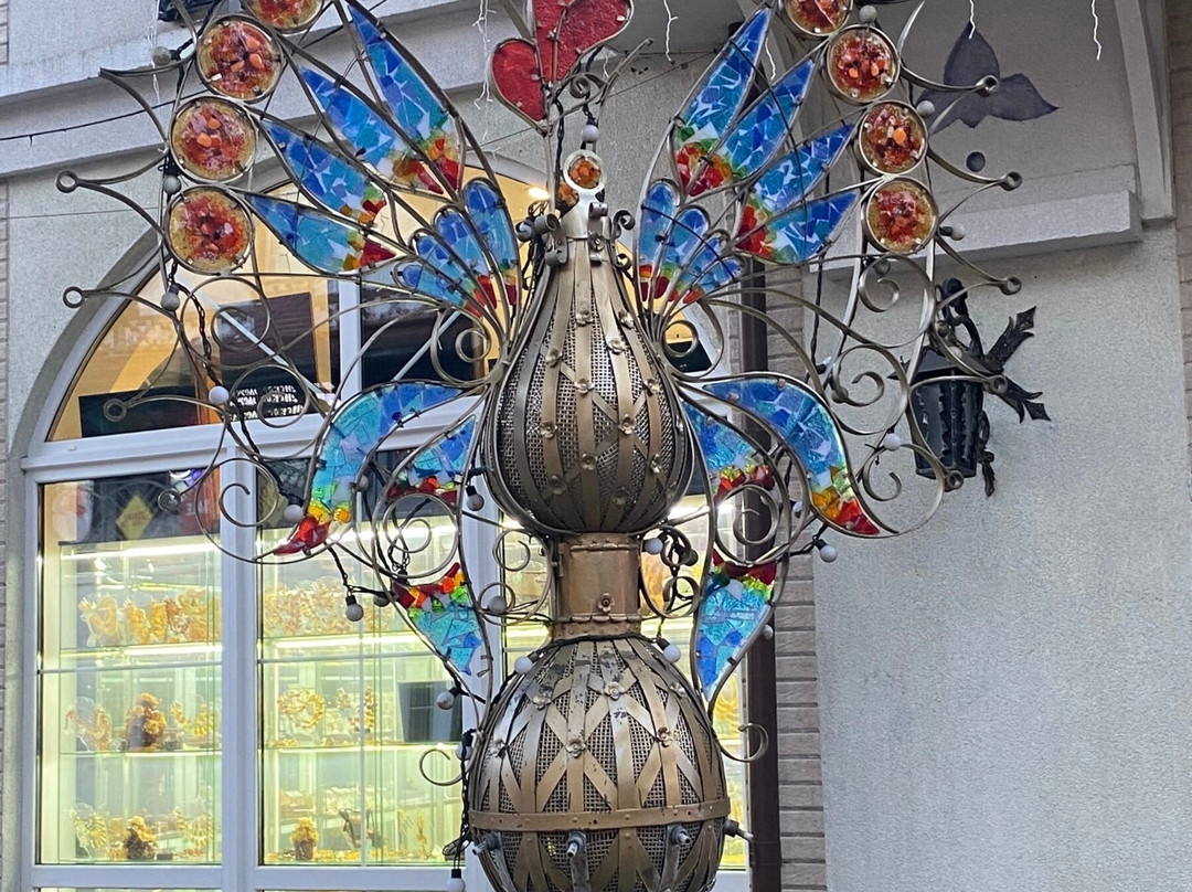 Peacock Fountain-斯韦特洛戈尔斯克必去景点