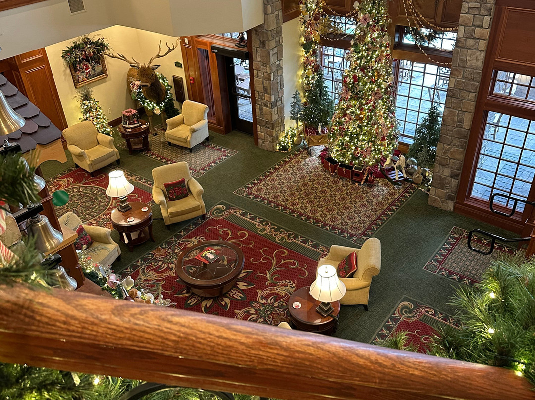 The Inn at Christmas Place主图