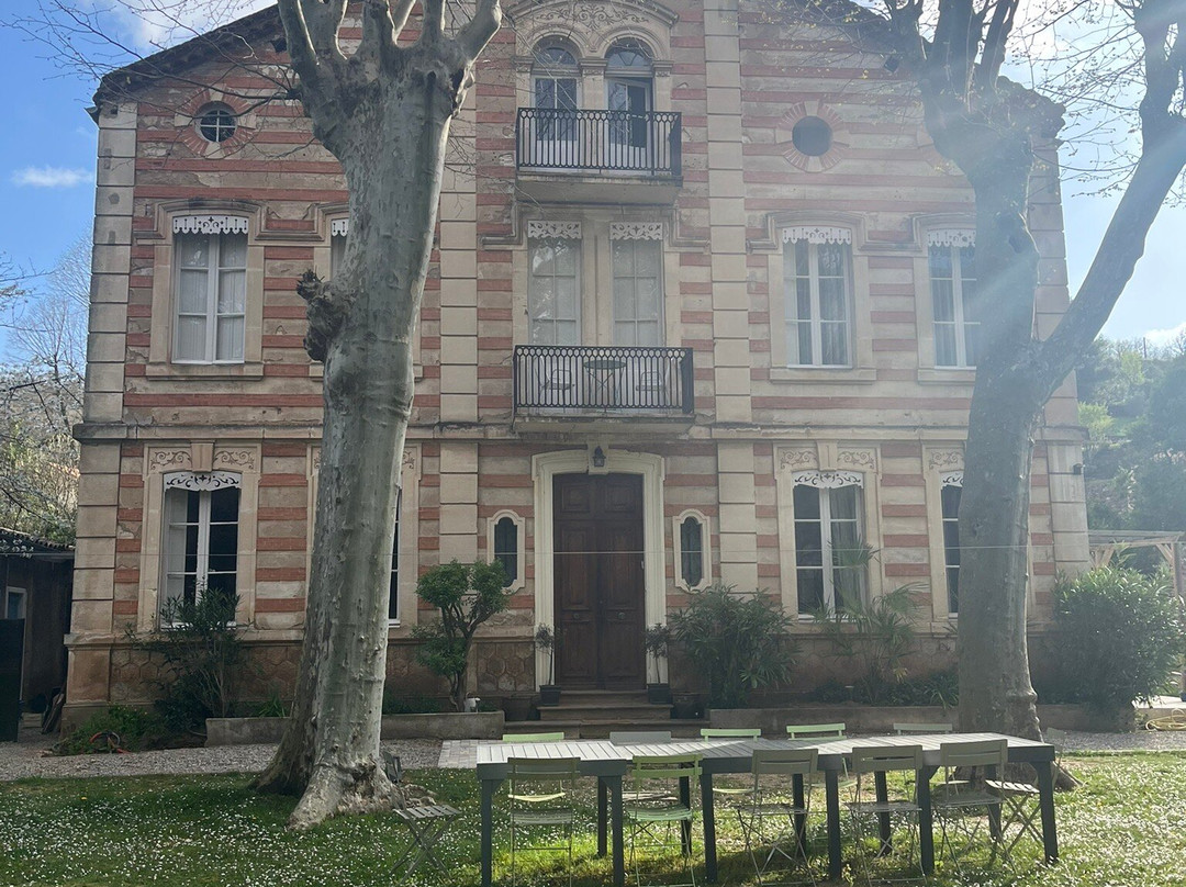 Les Marguerites主图