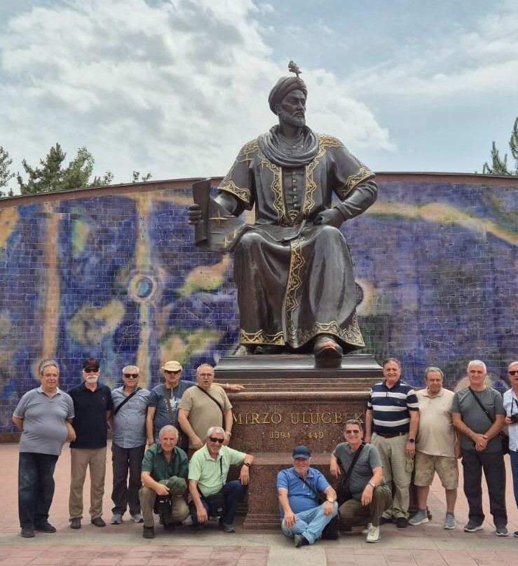 Monument to Mirzo Ulugbek-撒马尔罕必去景点