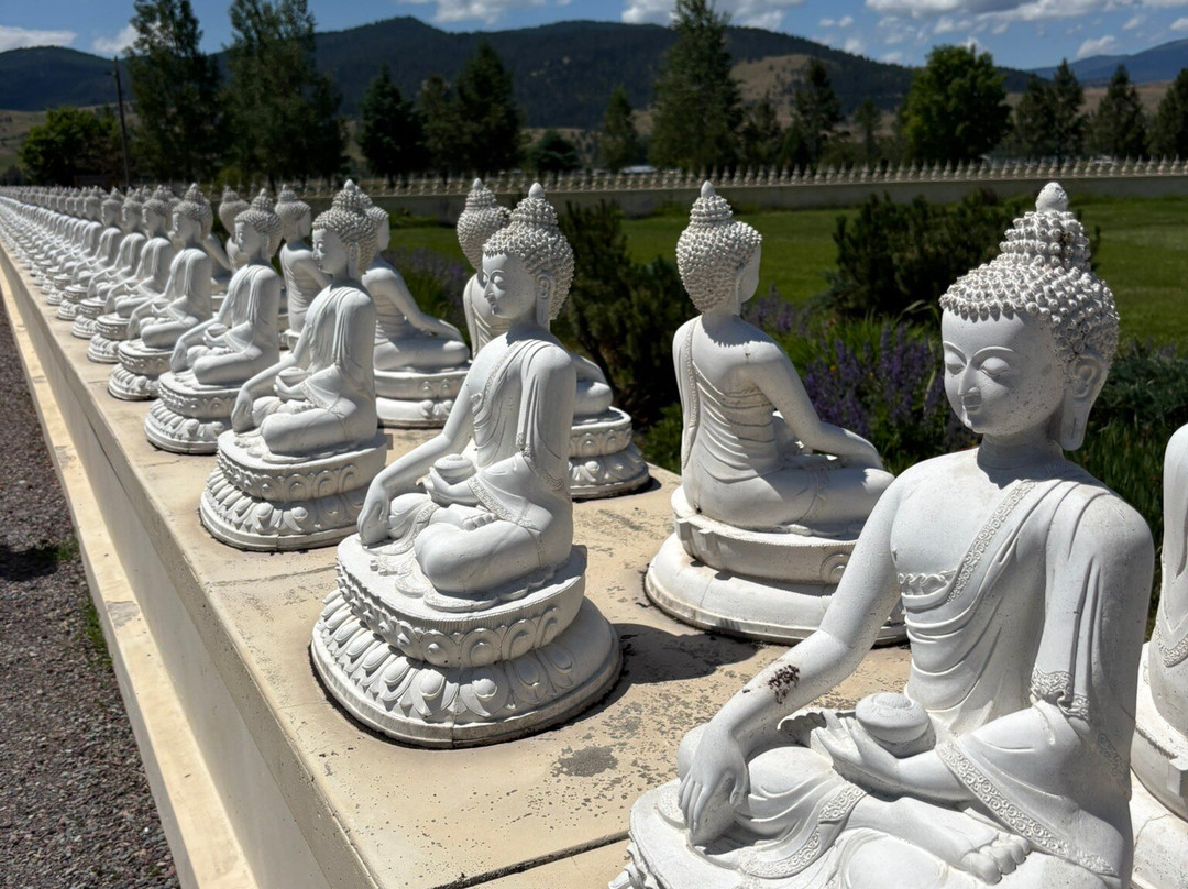 Garden of One Thousand Buddhas-Arlee必去景点