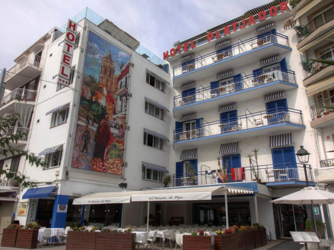 锡切斯酒店住宿-普拉特雅道尔酒店