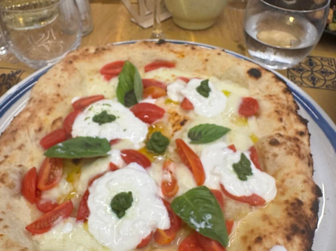 Quagliariè Trattoria Pizzeriq