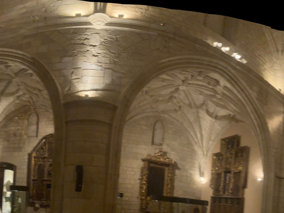 Church of San Martín de Tours in Uncastillo-Uncastillo必去景点
